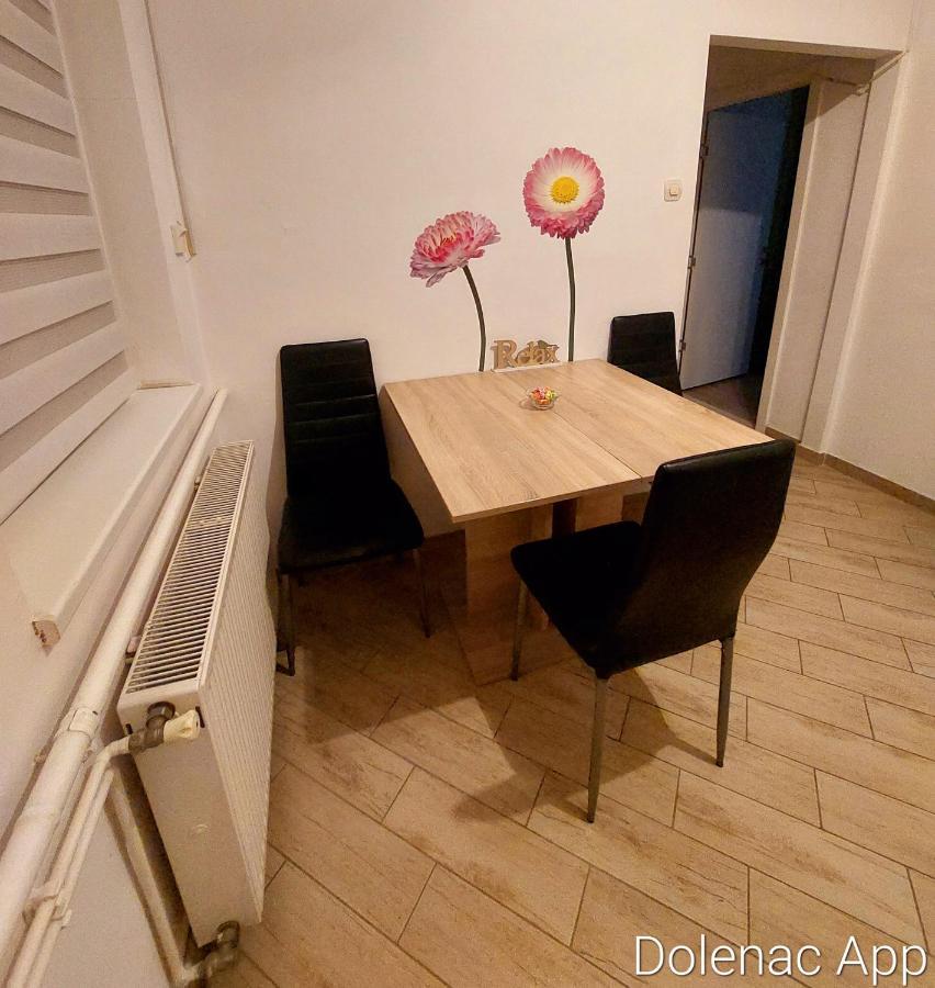 Апартаменты Studio Apartman Dolenac Загреб Экстерьер фото